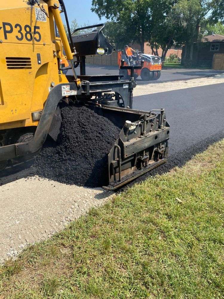 commercial asphalt paving services