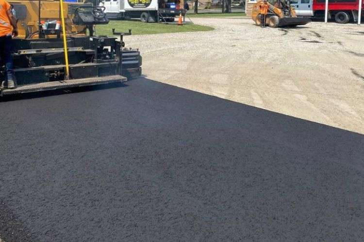asphalt paving and asphalt repairs in burlington
