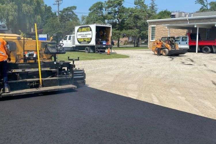 asphalt paving and asphalt repair services in markham