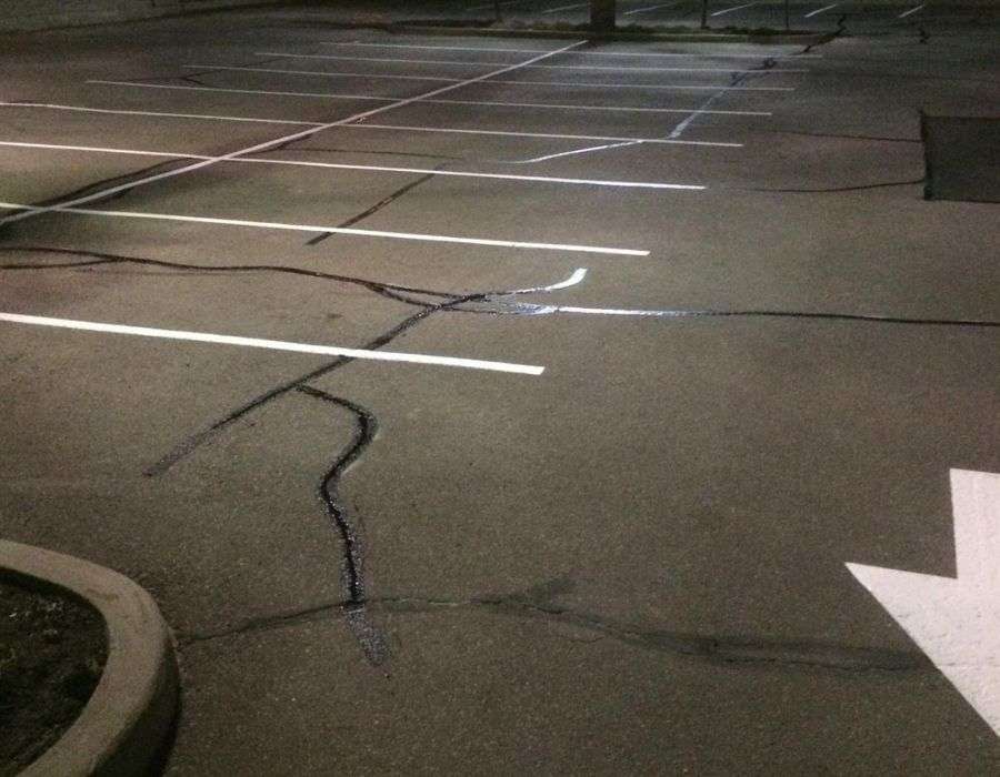 asphalt crack filling services in barrie